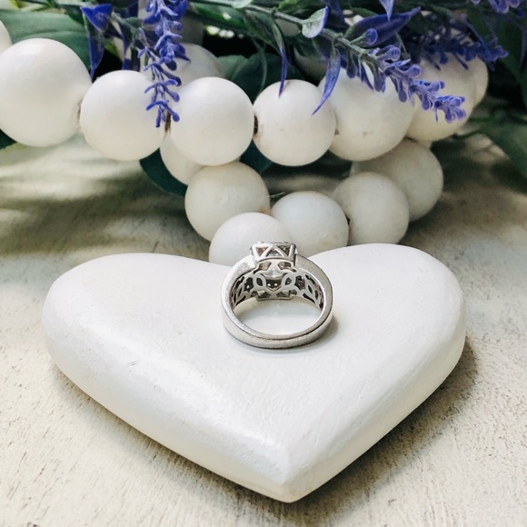 Verragio CZ Ring 💍 - Picture 6 of 15